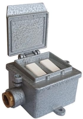 INTERRUPTOR INDUSTRIAL C/TAPA DOBLE 15A IRD/T15 AIBAR