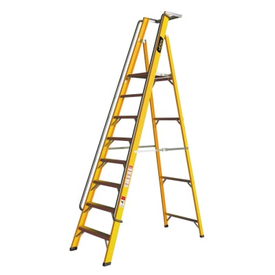 ESCALERA TIPO PLATAFORMA 5 PASOS FIBRA DE VIDRIO HESC FV 6 05 HORN