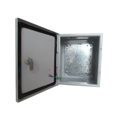 TABLERO METALICO ADOSABLE HERMETICO C/PLACA DE ACERO IP66 300X250X150MM NAVIA BOX