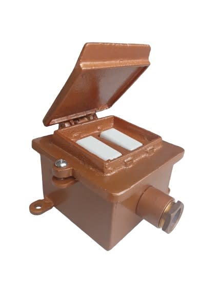 INTERRUPTOR INDUSTRIAL C/TAPA DOBLE 15A BRONCE IRD/T15 PBR AIBAR