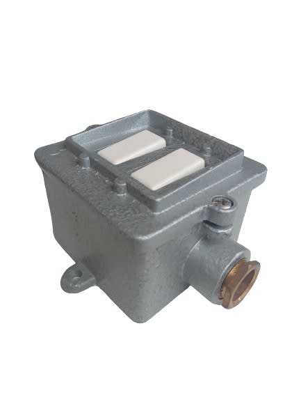 INTERRUPTOR INDUSTRIAL S/TAPA DOBLE 15A IRD/15 AIBAR