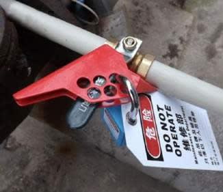 BLOQUEO ESTANDAR PARA VALVULA DE BOLA POLIPROPILENO BAN-F03-F04 BEIAN-LOCK
