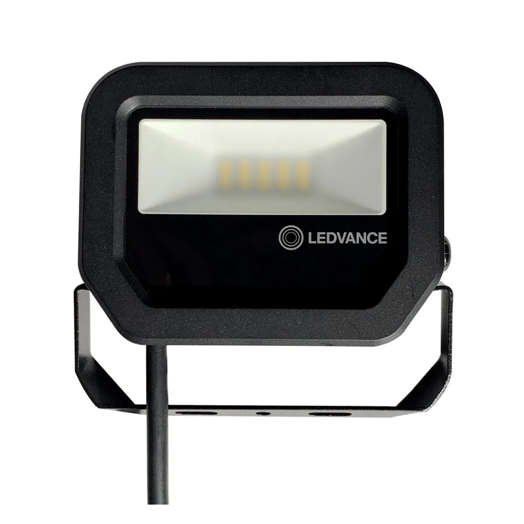 REFLECTOR LED NEGRO 10W LUZ BLANCA LEDVANCE