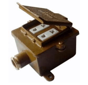 TOMACORRIENTE RECTANGULAR DOBLE 15AMP PRENS. BRONCE TRD/15 BR AIBAR