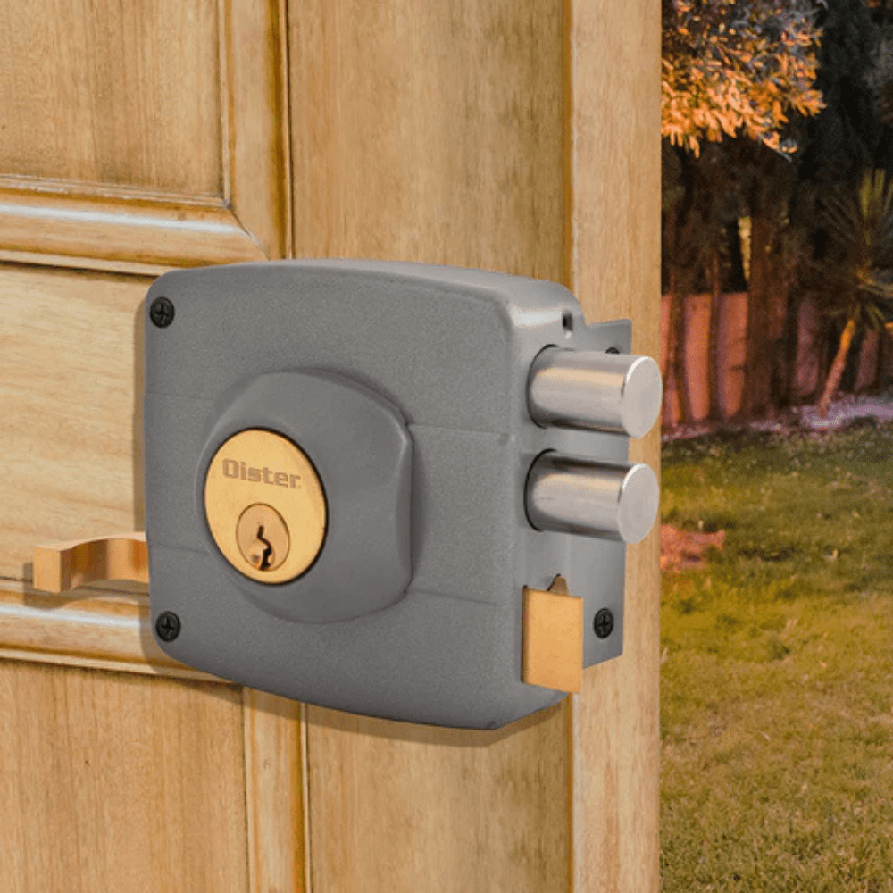 Cerradura Exterior Sobreponer Oister 110 - Gris Para Puertas De Madera4