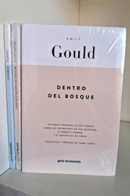 DENTRO DEL BOSQUE