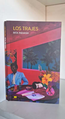 LOS TRAJES