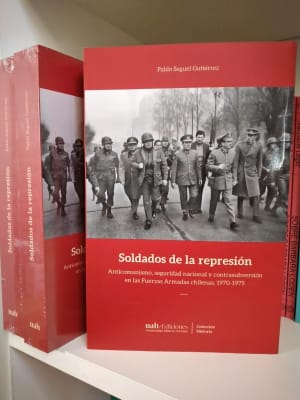 SOLDADOS DE LA REPRESIÓN