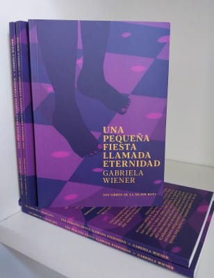 UNA PEQUEÑA FIESTA LLAMADA ETERNIDAD