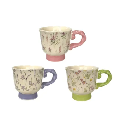 TAZA CERAMICA FLORAL CON BASE 400ML1