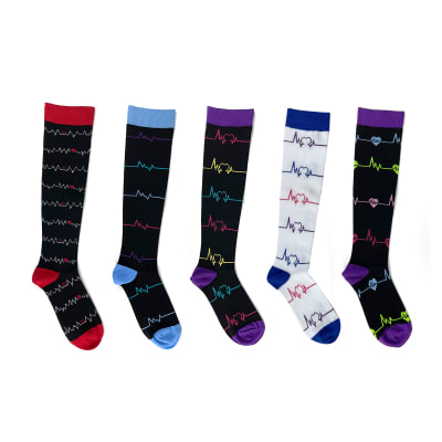 CALCETINES DE COMPRESION CAÑA ALTA SURTIDOS CORAZONES2