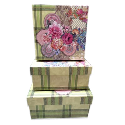 SET 3 CAJAS DE REGALO DISEÑO FLORES CON FONDO CUADROS | 12 UNID1