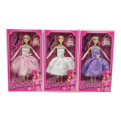 MUÑECA PRINCESA CON CARTERA Y ACCESORIOS1