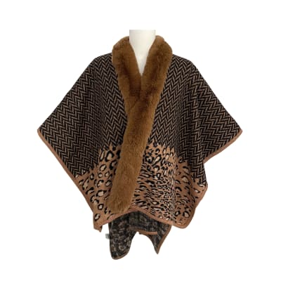 PONCHO ABIERTO CON PIEL SINTETICA 110X160CM1