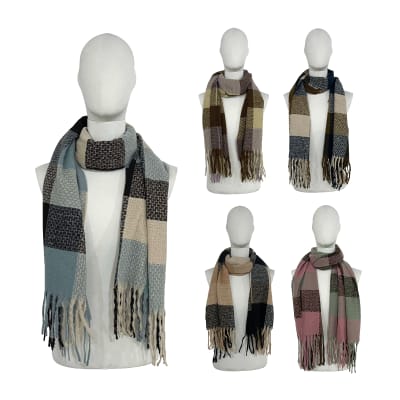BUFANDA GRUESA CON BORLAS CUADROS DE COLORES 50X180CM1