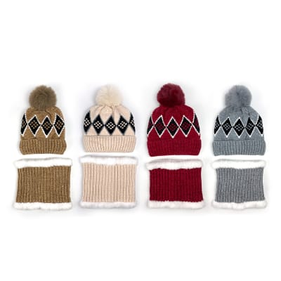 CONJUNTO ADULTO GORRO Y CUELLO DOBLE CAPA PLUSH POMPON1