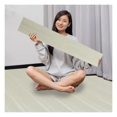 LAMINA DE PISO ADHESIVO PLASTICO 15.2X91.44CM | 36 UNID