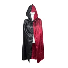 CAPA NEGRA Y ROJA JOKER 120CM
