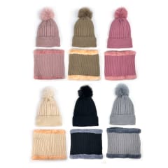 GORRO DE MUJER CON CUELLO LISO SURTIDO TEJIDO PON PON 21X22CM | 12 UNID