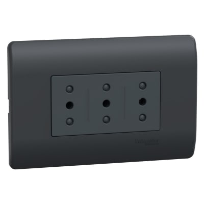 Tomacorriente Triple 10A 2P+T Black Genesis MWD60636