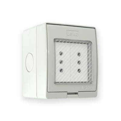 Hidrobox s/p enchufe doble 10a ip551