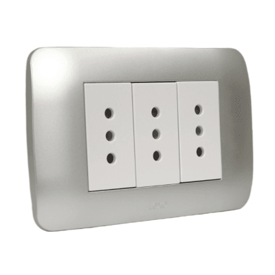 Toma triple 10a 250v blanco / plata LEXO