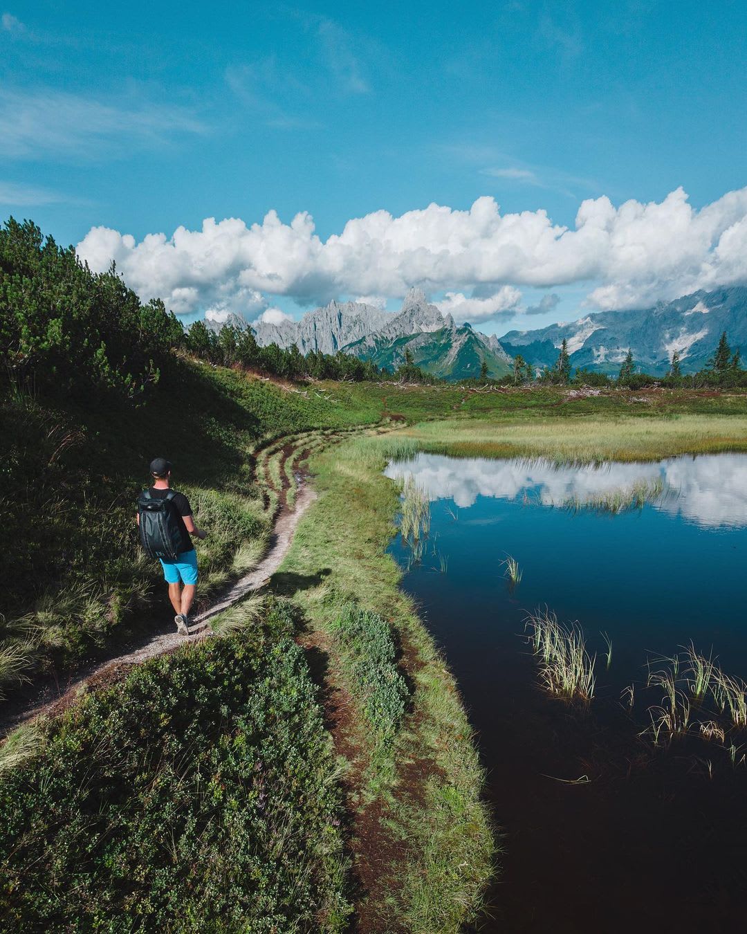 Trekking