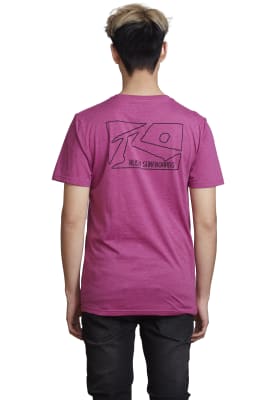 Polera Rusty Hombre Tanjung Fucsia