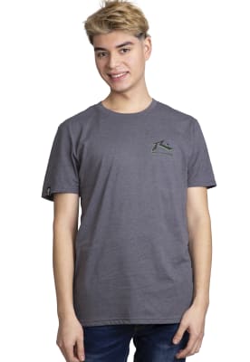 Polera Rusty Hombre Faket Gris Oscuro