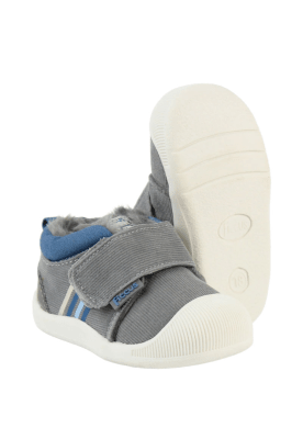 Zapatilla Velcro gateador Gris1