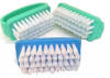 ESCOBILLA PLASTICA P/UÑAS X 1 UN1