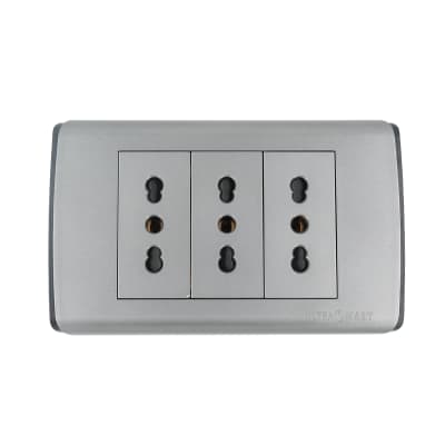 Tomacorriente Triple 10A/16A UltraSmart Grey