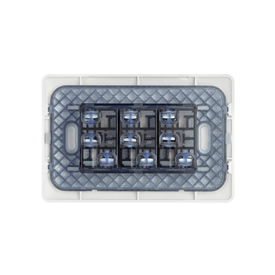 Tomacorriente Triple 10A STANFORD 3