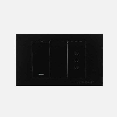 Interruptor Simple 9/12 + Tomacorriente Simple  UltraSmart Black