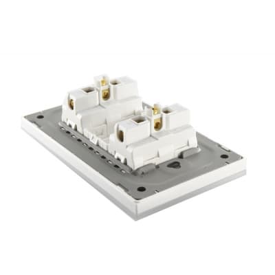 Tomacorriente Muro Doble Linea Crystal 8