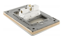 Tomacorriente Simple Linea Advantage 1