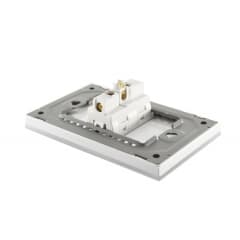 Tomacorriente Simple Linea Crystal 6