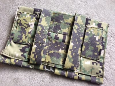 TOY SOLDIER WORKSHOP BLOWOUT POUCH AOR2
