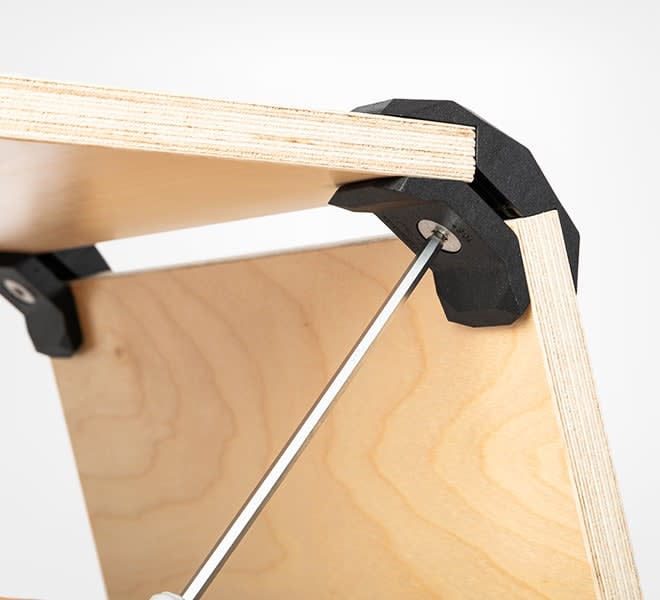 Conector PlayWood 105°3