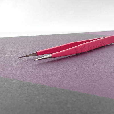 PINZA 2 EN 1 CON GOMA