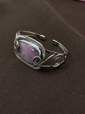 Brazalete de plata grande diseño  de cuarzo rosado1