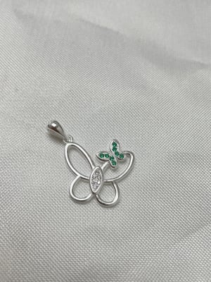 Colgante de doble mariposa circones1