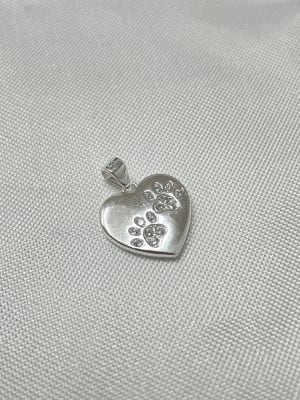 Colgante patitas de perro1