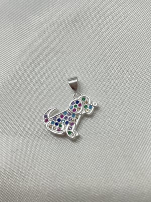 Colgante de perrito con colores de circones1