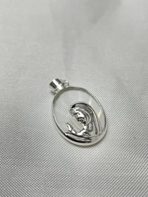COLGANTE VIRGEN NIÑA/CRISTAL1