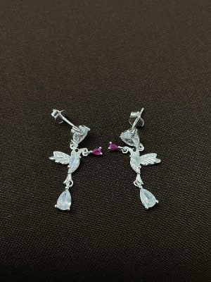 Aro tornillo con colibrí colgante con microcircones1