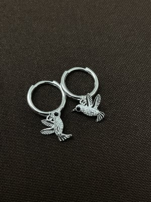 Colibrí 12mm argolla circón negro1