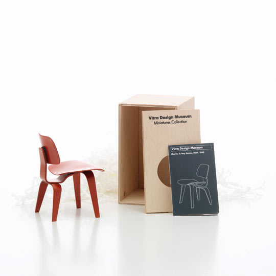 MINIATURA DCW, Eames, 1945 2