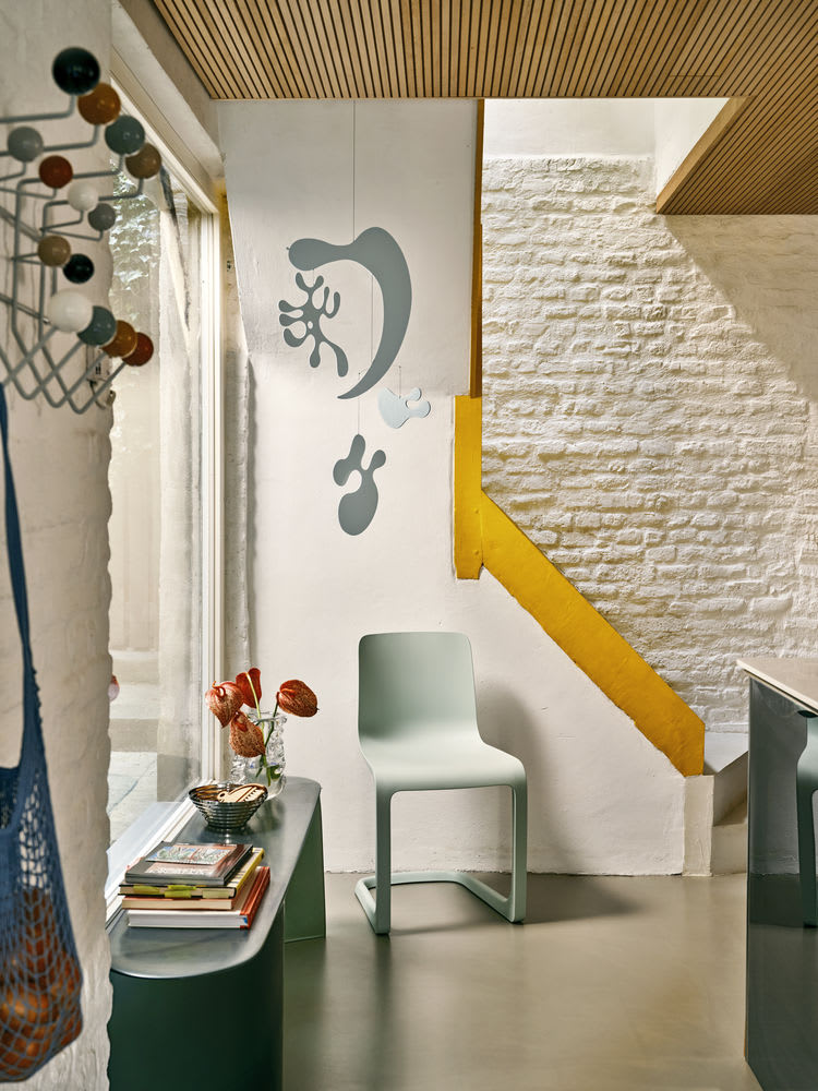 Móvil Eames Plywood  Model AL6