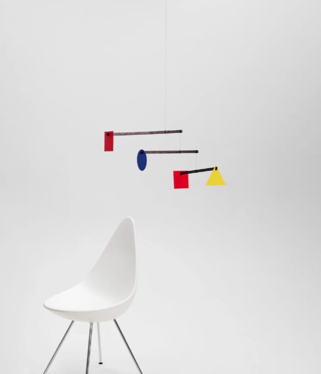 Móvil Bauhaus Medium4